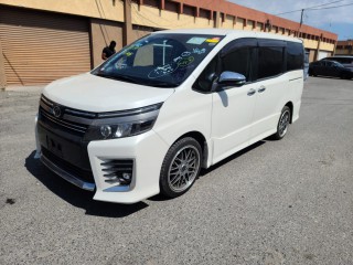 2017 Toyota Voxy