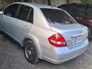 2012 Nissan Tiida