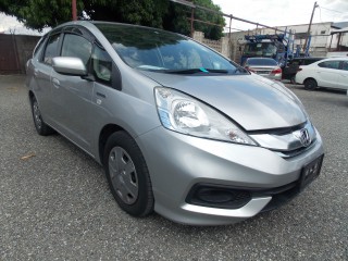 2014 Honda fit shuttle for sale in Kingston / St. Andrew, Jamaica