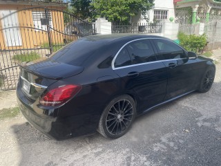 2020 Mercedes Benz 300
$7,300,000