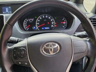 2015 Toyota VOXY