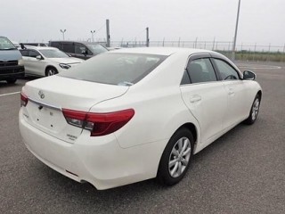 2015 Toyota Mark X