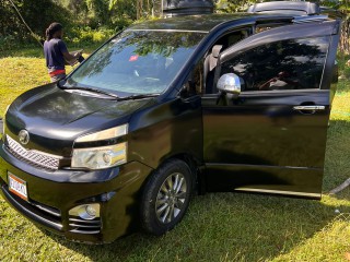 2011 Toyota Voxy zs for sale in Trelawny, Jamaica