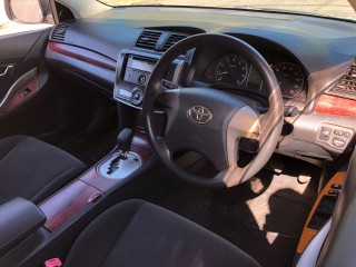 2012 Toyota Premio