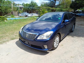 2012 Toyota Crown