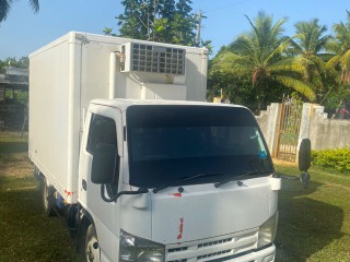 2010 Isuzu 3ton Elf Freezer truck