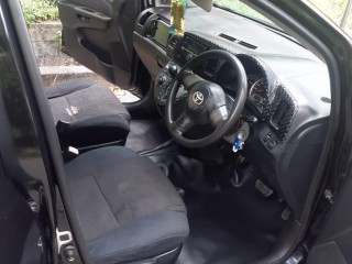 2006 Toyota Wish