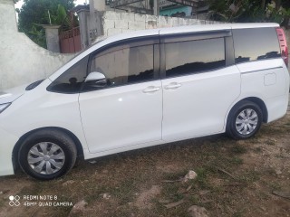 2015 Toyota Noah for sale in St. James, Jamaica