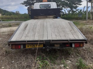 2006 Isuzu Flat  lorry for sale in Westmoreland, Jamaica