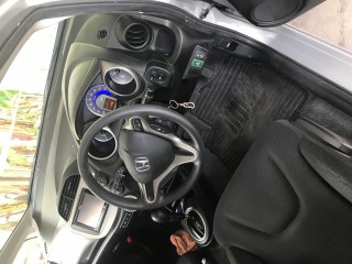 2013 Honda Fit Hybrid for sale in Kingston / St. Andrew, Jamaica