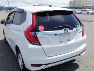 2018 Honda Fit hybrid 100 percent
$1,849,000