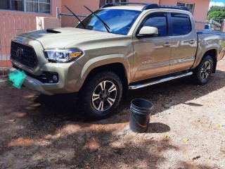 2018 Toyota Tacoma