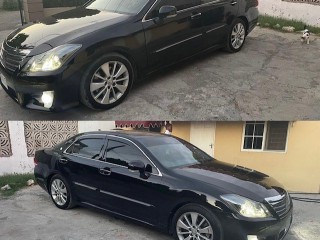 2012 Toyota CROWN