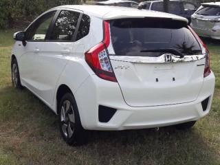 2016 Honda Fit Hybrid for sale in Kingston / St. Andrew, Jamaica