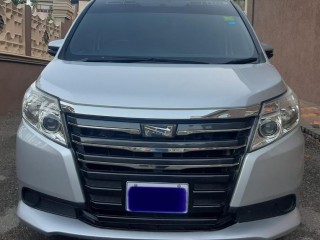 2014 Toyota Noah for sale in Manchester, Jamaica