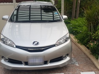 2012 Toyota Wish for sale in Kingston / St. Andrew, Jamaica