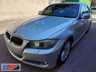 2010 BMW 325i