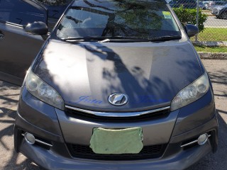 2013 Toyota Wish for sale in Kingston / St. Andrew, Jamaica