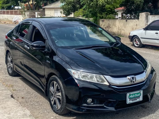 2015 Honda Grace for sale in Kingston / St. Andrew, Jamaica