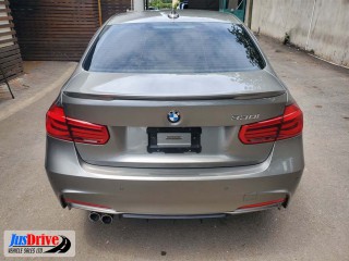 2018 BMW 330i