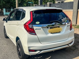 2017 Honda Fit
$1,690,000