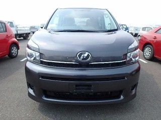 2011 Toyota Voxy XHID for sale in St. Catherine, Jamaica