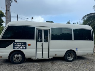 2011 Toyota Coaster
$4,750,000