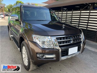 2018 Mitsubishi PAJERO