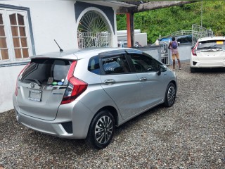 2017 Honda Fit hybrid for sale in Portland, Jamaica