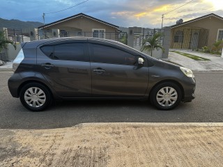 2012 Toyota Aqua