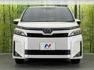 2018 Toyota VOXY 
$4,100,000