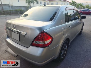 2007 Nissan TIIDA