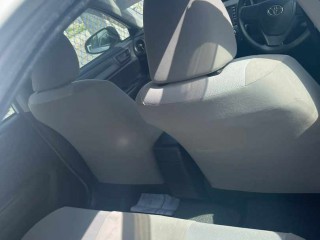 2016 Toyota Corolla axio for sale in Kingston / St. Andrew, Jamaica