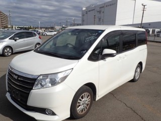 2015 Toyota Noah