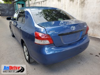 2012 Toyota YARIS