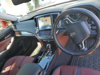 2017 Toyota Crown Athlete S hybrid for sale in Kingston / St. Andrew, Jamaica