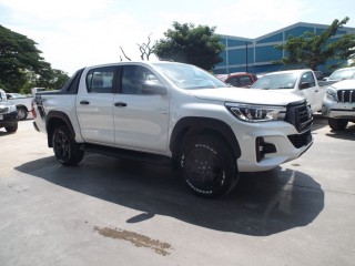 2018 Toyota Hilux for sale in Outside Jamaica, Jamaica