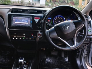 2016 Honda Grace 
$2,100,000