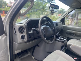 2011 Ford Econoline
