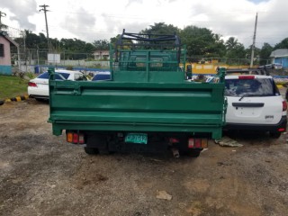 2009 Isuzu NQR 70