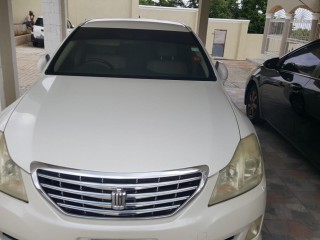 2008 Toyota Crown