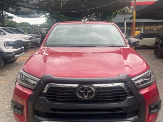 2021 Toyota HILUX ROCCO 
$7,200,000