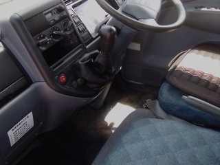 2003 Mitsubishi Canter