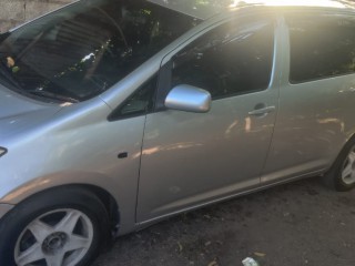 2003 Toyota Wish