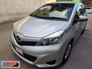 2013 Toyota VITZ