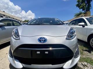 2017 Toyota Aqua for sale in Kingston / St. Andrew, Jamaica