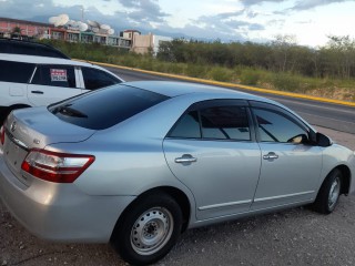 2013 Toyota Premio