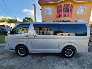 2009 Toyota Hiace 
$1,300,000