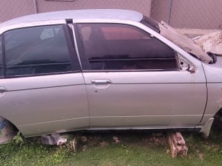 1999 Nissan Bluebird