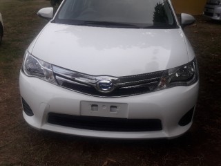 2014 Toyota Corolla Axio for sale in Kingston / St. Andrew, Jamaica